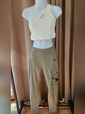 Firmabs Two‑Piece Set —  Cutout Crop Top + Light Camo Tactical Pants